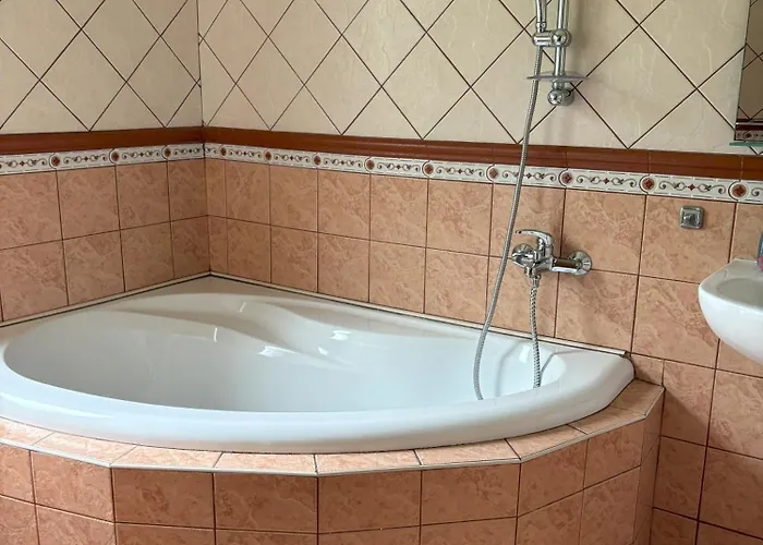 Rosa Вилла Балатональмади