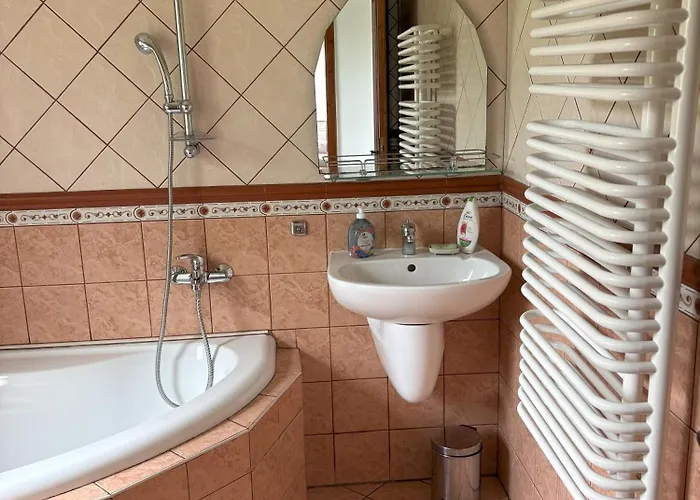 Rosa Балатональмади